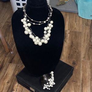 Zara pearl chunky chocker& cluster bracelet Monet pearls & unmarked